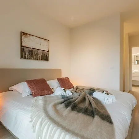 Apartment Huswell - Beautiful With Terrace And Parking *