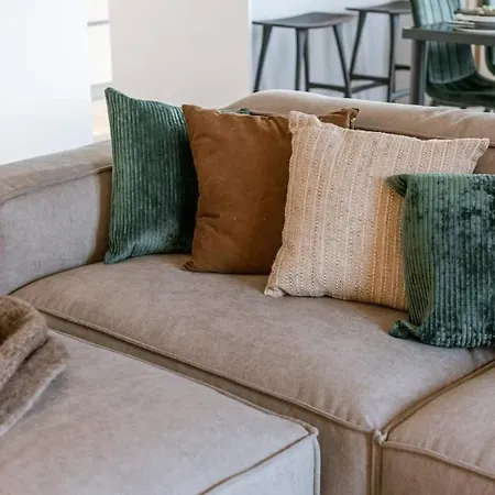 Huswell - Beautiful With Terrace And Parking * オステンド