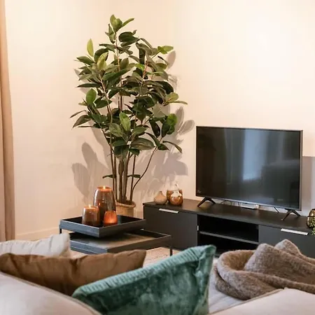 Casiola - Beautiful With Terrace And Parking Apartamento *