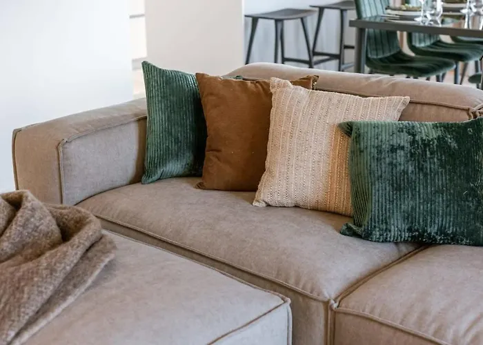 Huswell - Beautiful With Terrace And Parking * オステンド