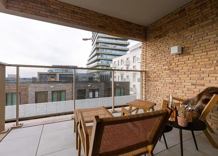 Casiola - Beautiful With Terrace And Parking Apartment *