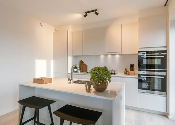 Casiola - Beautiful With Terrace And Parking