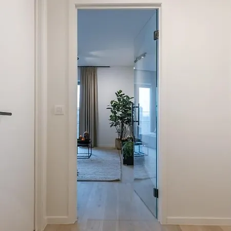 Appartement Huswell - Beautiful With Terrace And Parking